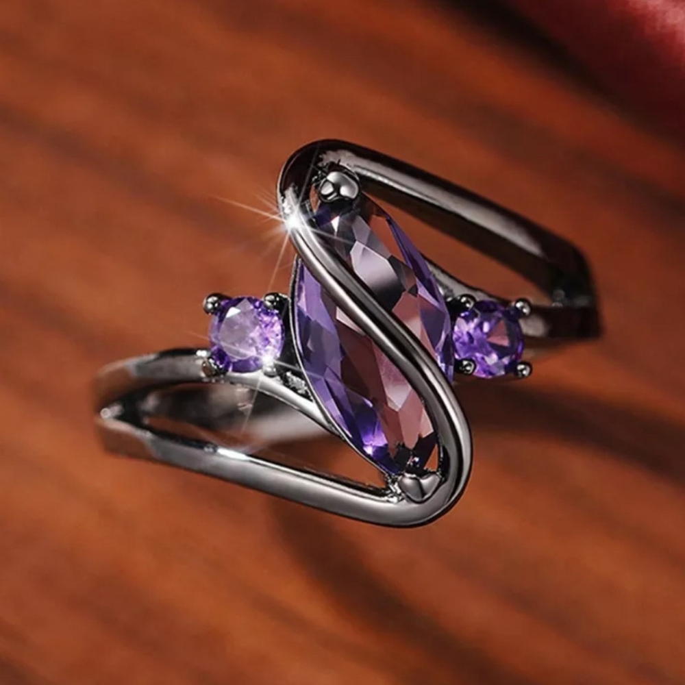 🎀18k Black Gold Amethyst Ring - Picture 8 of 12